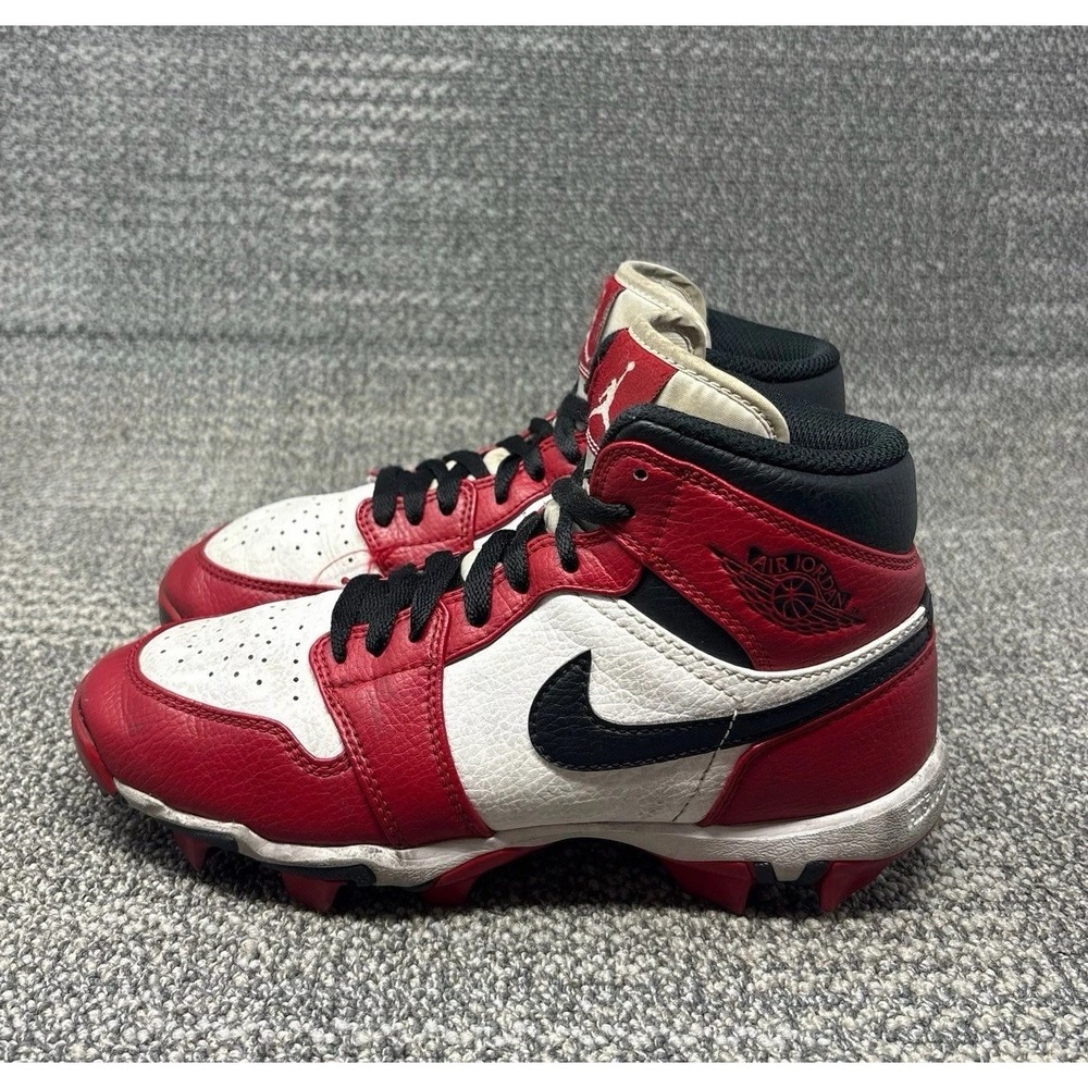 Jordan 1 Mid TD Youth Cleats Chicago Red HF6883-106 Football Baseball Size 4.5Y